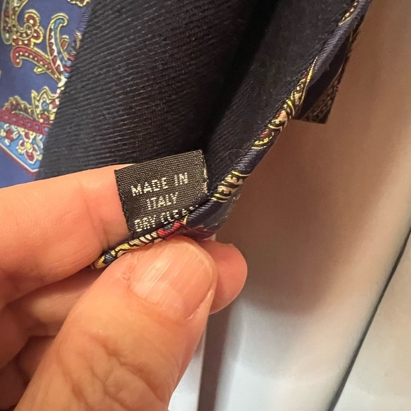 Men’s Silk Paisley Patterned Scarf - Blue and Gold - Picture 4 of 6